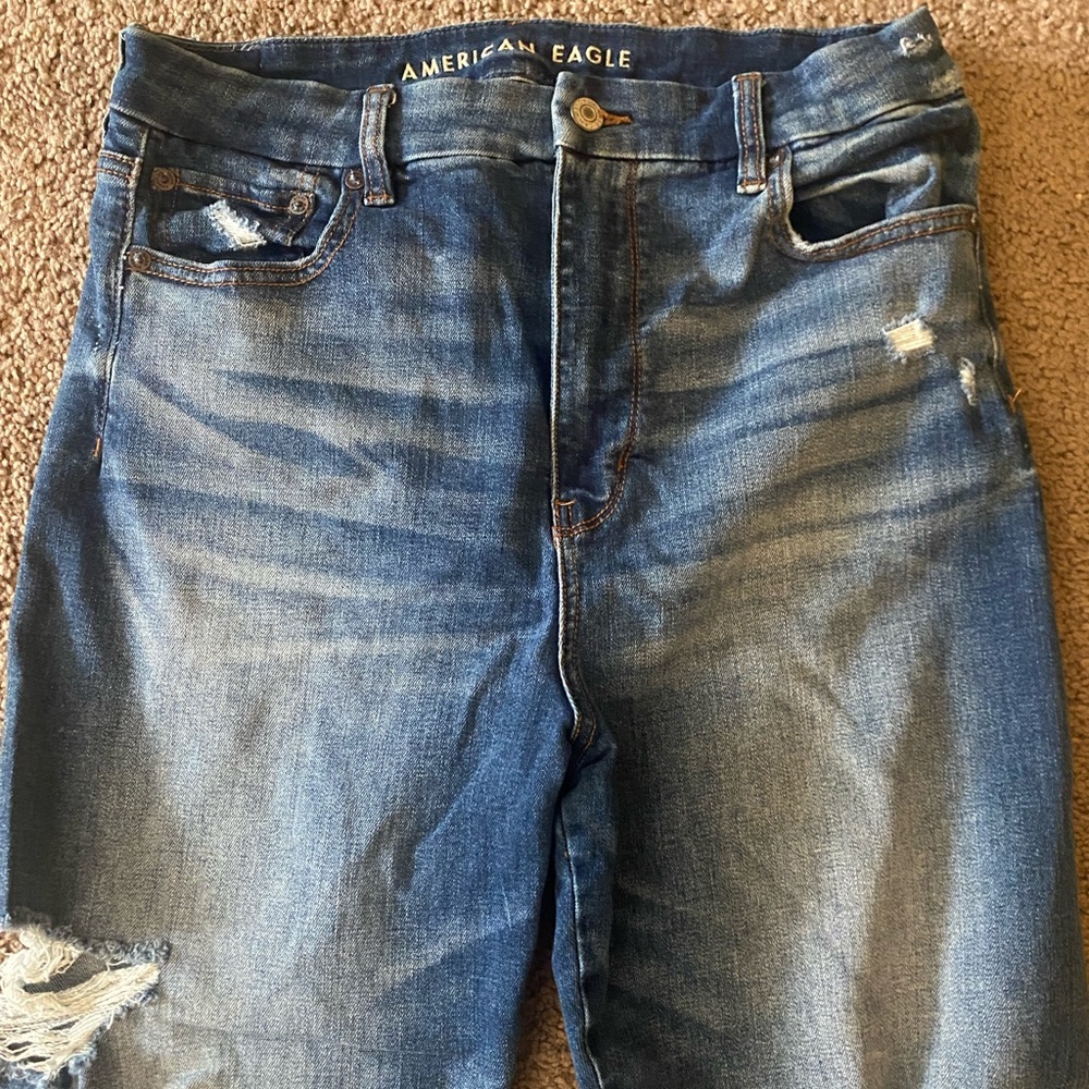 Curvy Super Hi-Rise Jegging jeans from American Eagle size 12.